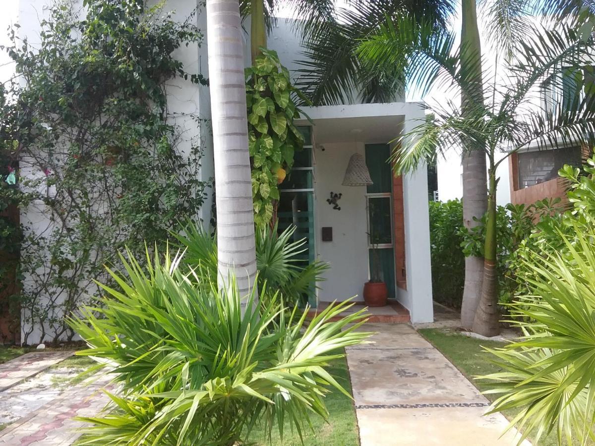 Casa Rioja Playacar Bed & Breakfast Playa del Carmen Exterior photo